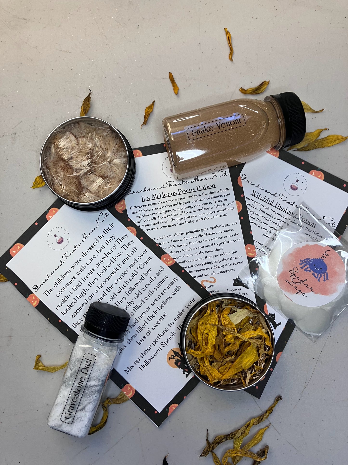 Shrieks and Treats Mini Potion Kit