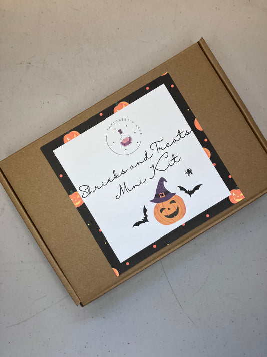 Shrieks and Treats Mini Potion Kit